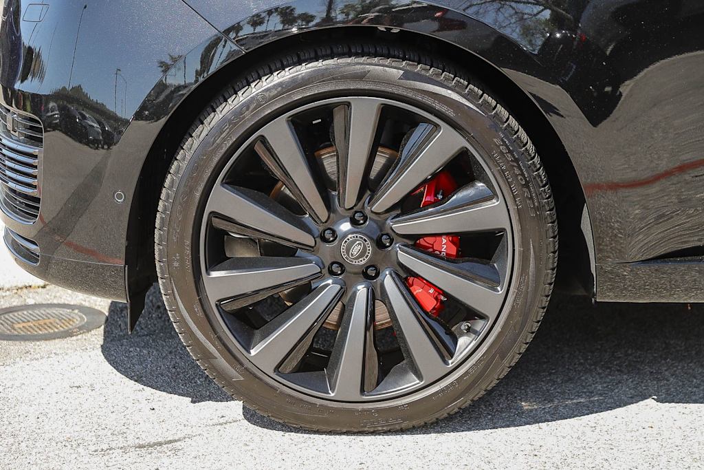 Thumbnail: 2024 Land Rover Range Rover - 6