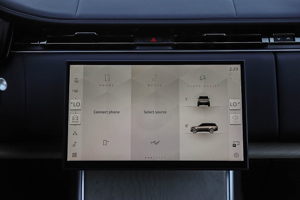 Thumbnail: 2024 Land Rover Range Rover - 11