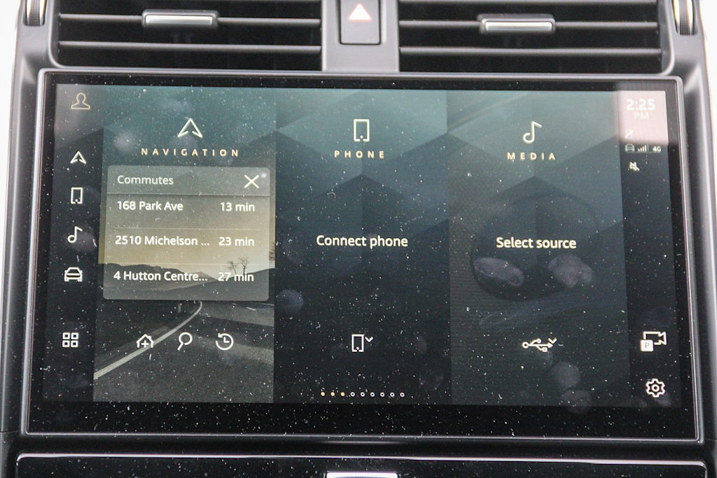 Thumbnail: 2023 Land Rover Discovery - 20