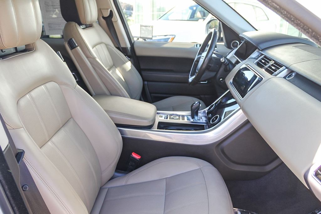 Thumbnail: 2018 Land Rover Range Rover Sport - 10