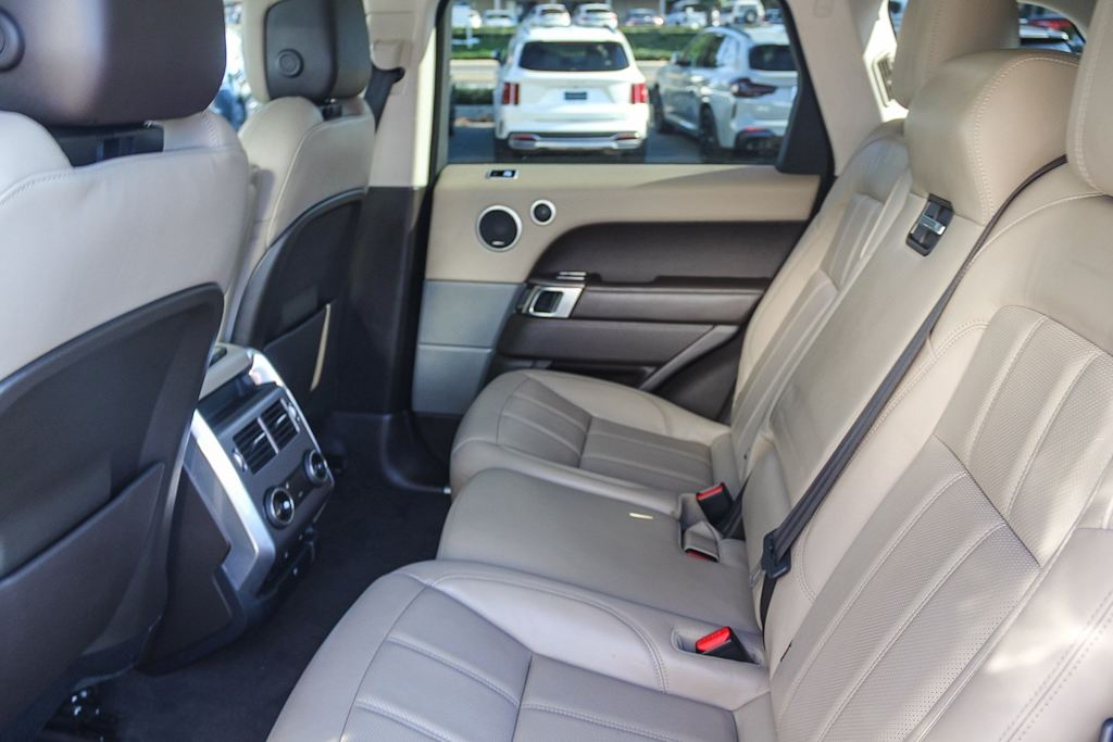 Thumbnail: 2018 Land Rover Range Rover Sport - 11