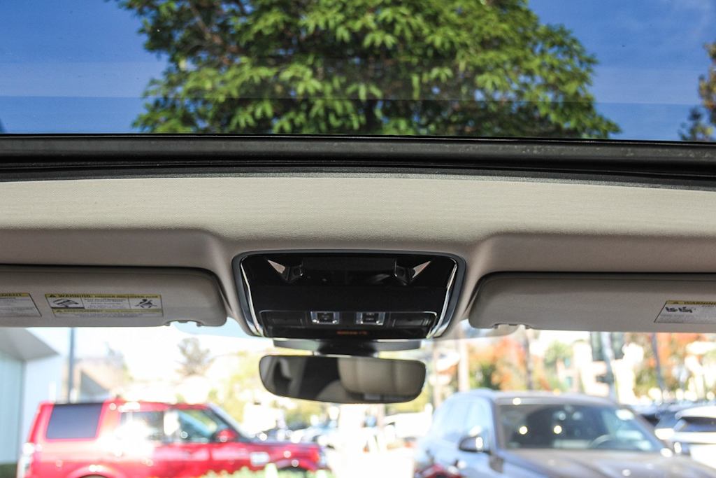 Thumbnail: 2018 Land Rover Range Rover Sport - 23