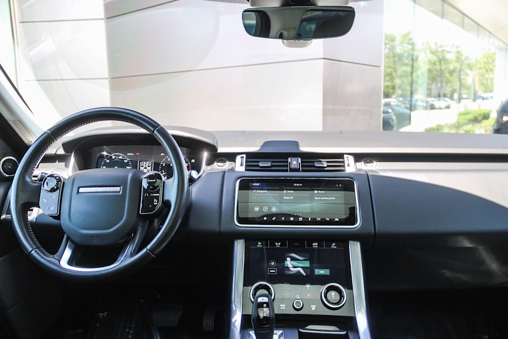 Thumbnail: 2018 Land Rover Range Rover Sport - 2