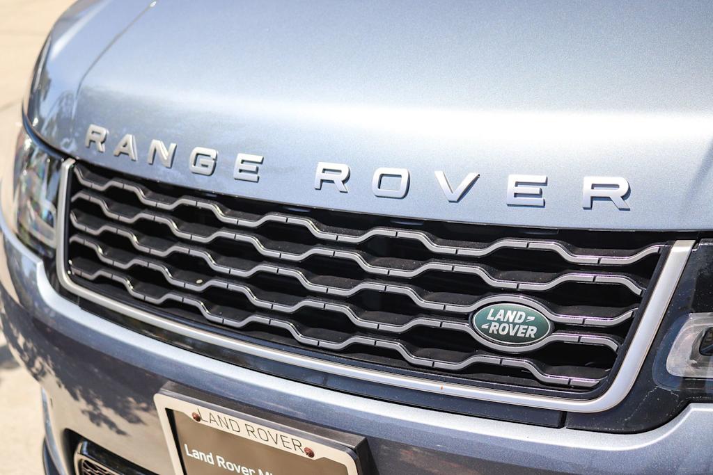 Thumbnail: 2020 Land Rover Range Rover Sport - 20