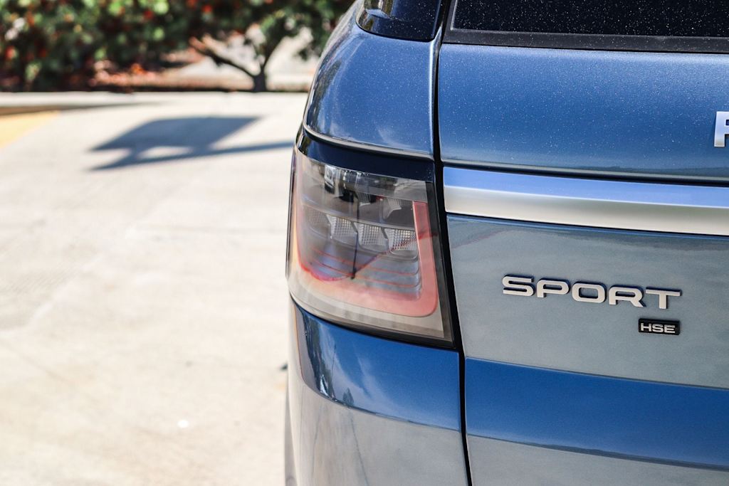 Thumbnail: 2020 Land Rover Range Rover Sport - 6