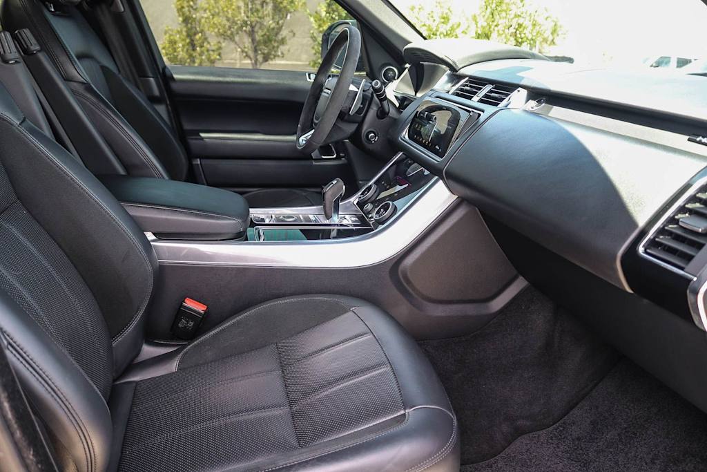 Thumbnail: 2020 Land Rover Range Rover Sport - 10