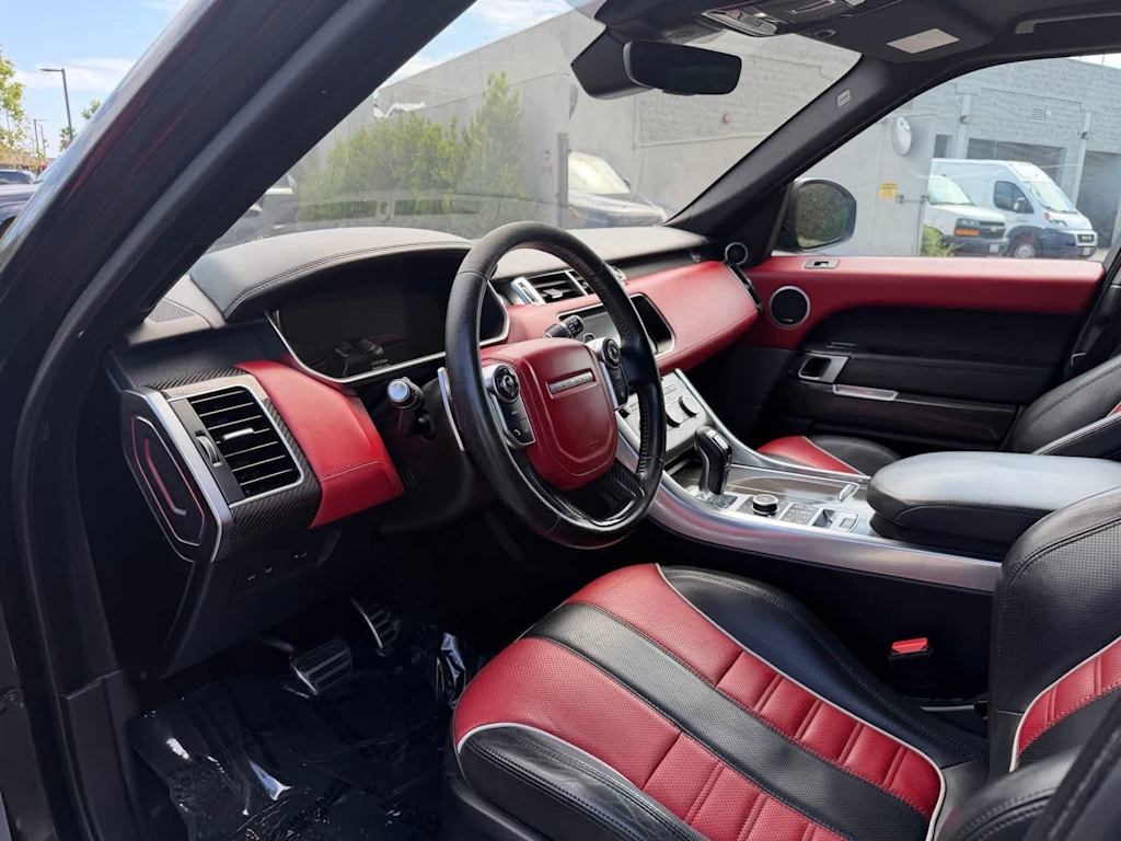 Thumbnail: 2017 Land Rover Range Rover Sport - 2
