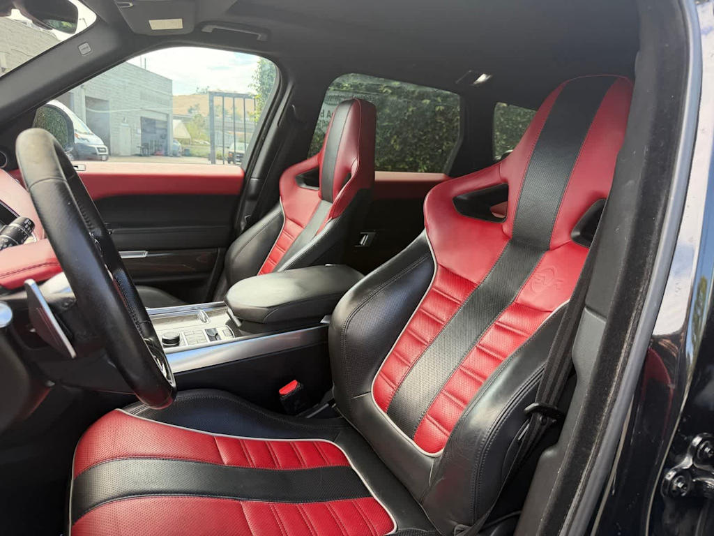 Thumbnail: 2017 Land Rover Range Rover Sport - 8