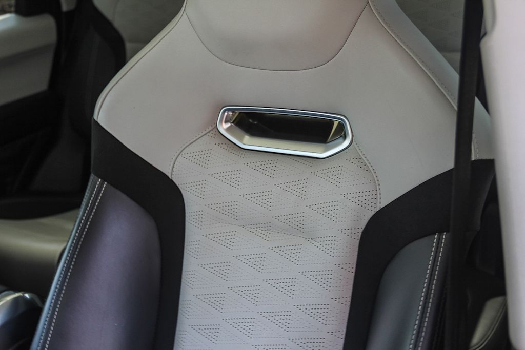 Thumbnail: 2022 Land Rover Range Rover Sport - 27