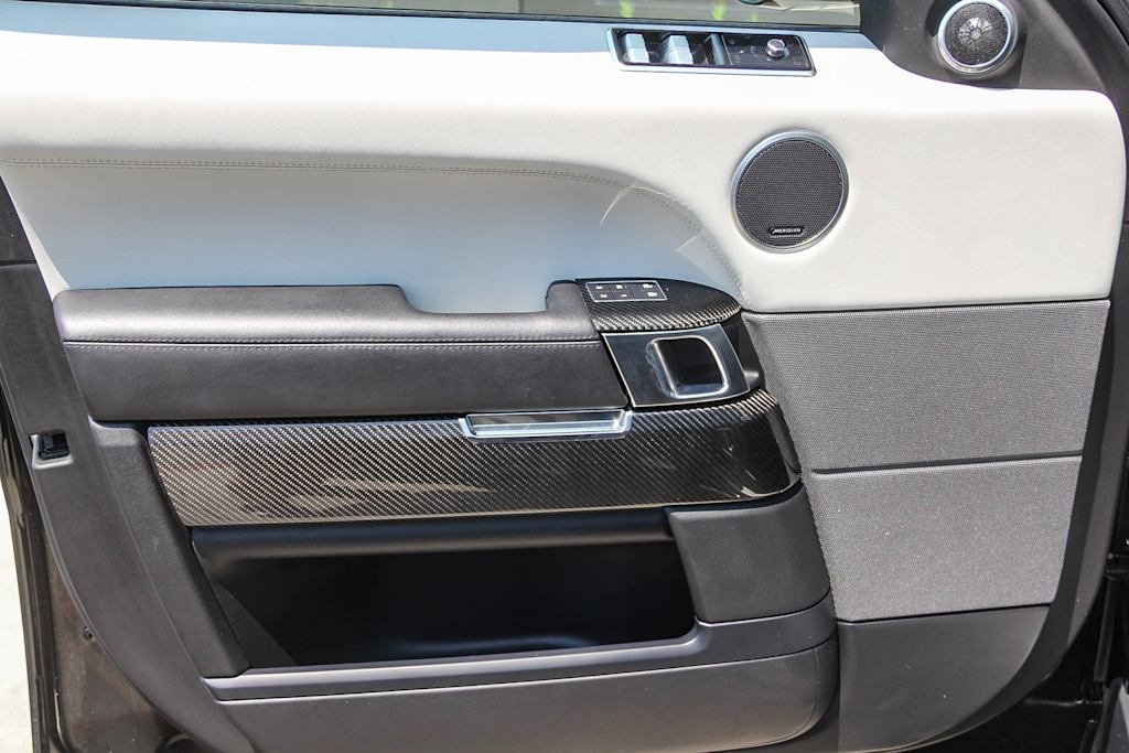 Thumbnail: 2022 Land Rover Range Rover Sport - 24