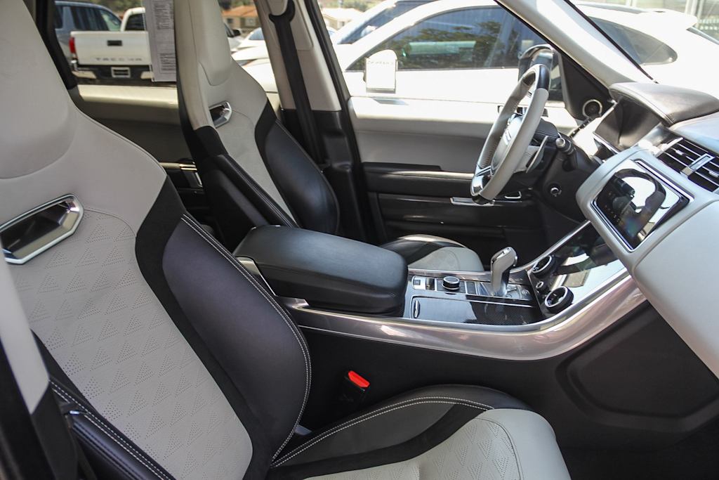 Thumbnail: 2022 Land Rover Range Rover Sport - 11