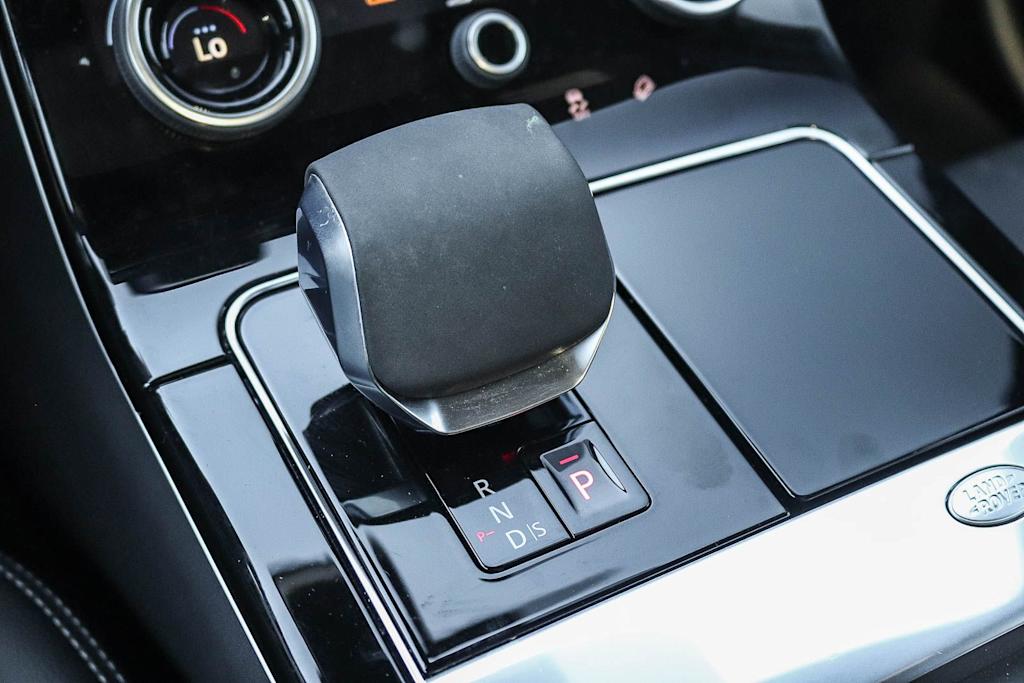Thumbnail: 2022 Land Rover Range Rover Velar - 28