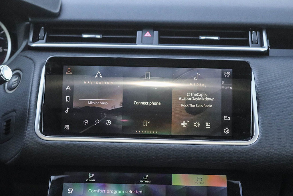 Thumbnail: 2022 Land Rover Range Rover Velar - 14