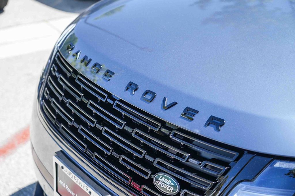 Thumbnail: 2024 Land Rover Range Rover Velar - 20