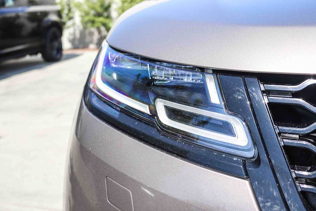 Thumbnail: 2019 Land Rover Range Rover Velar - 21