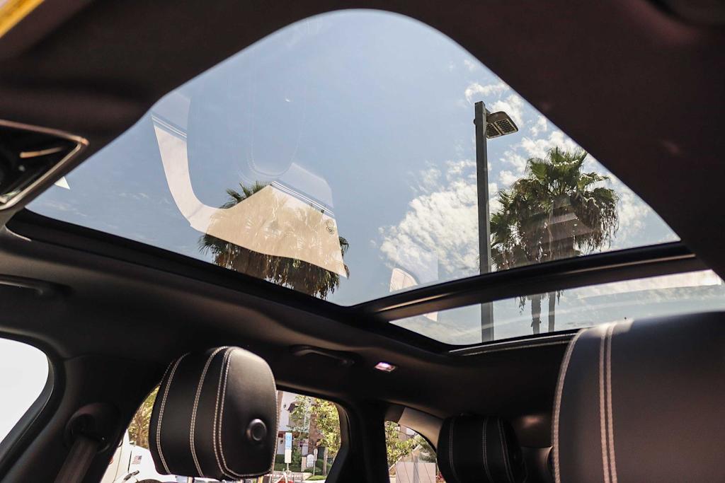 Thumbnail: 2019 Land Rover Range Rover Velar - 23