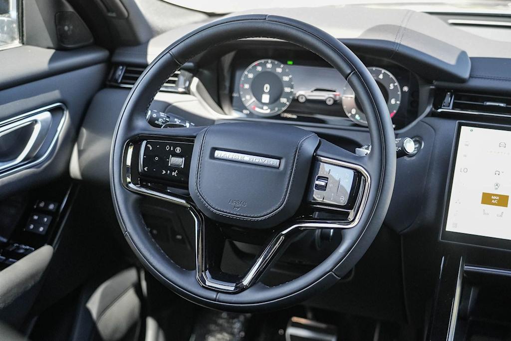 Thumbnail: 2026 Land Rover Range Rover Velar - 8