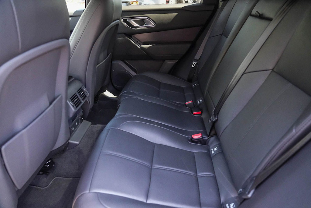 Thumbnail: 2026 Land Rover Range Rover Velar - 11