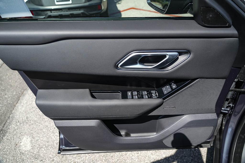 Thumbnail: 2026 Land Rover Range Rover Velar - 22