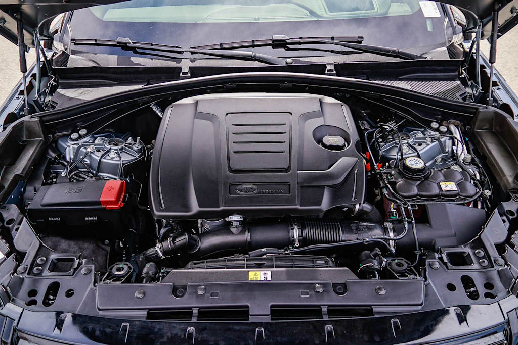 Thumbnail: 2026 Land Rover Range Rover Velar - 5