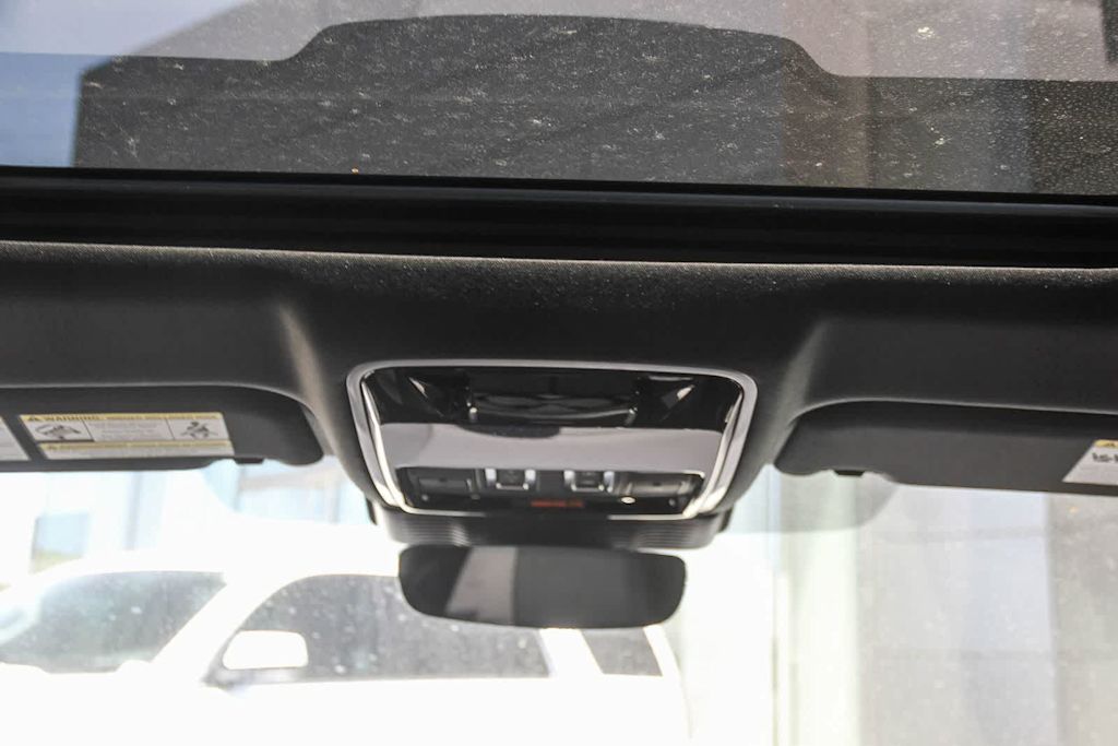 Thumbnail: 2026 Land Rover Range Rover Velar - 22