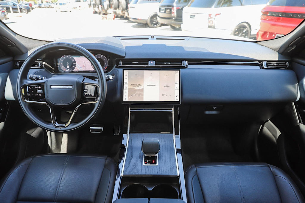 Thumbnail: 2025 Land Rover Range Rover Velar - 2