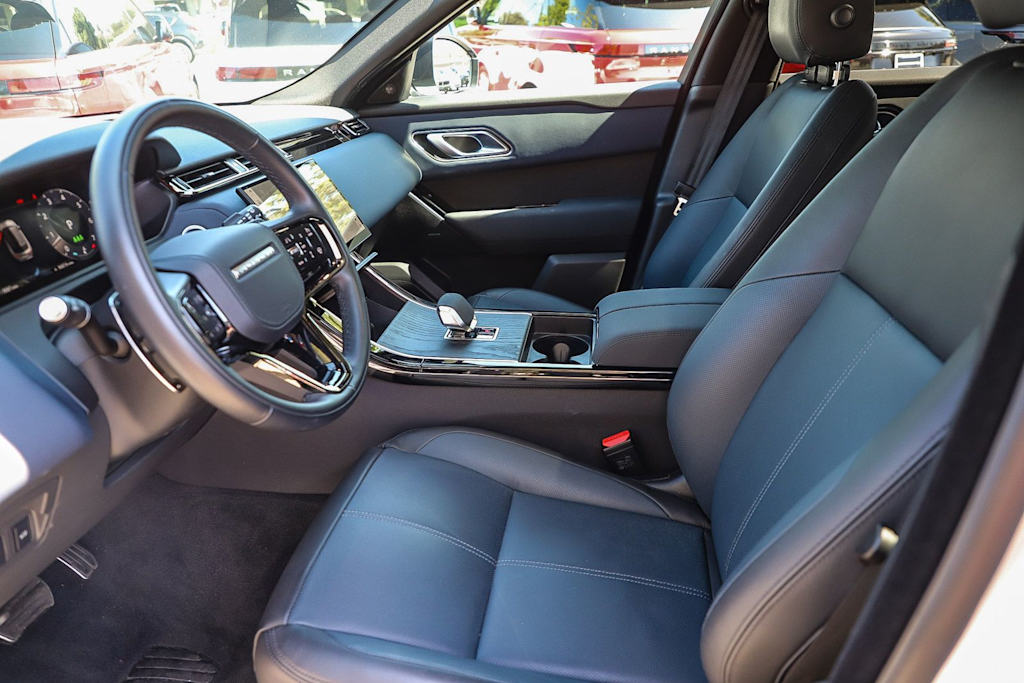 Thumbnail: 2025 Land Rover Range Rover Velar - 10