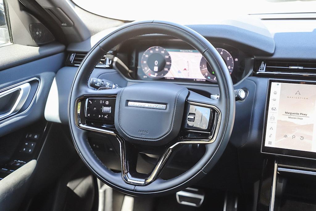 Thumbnail: 2025 Land Rover Range Rover Velar - 8