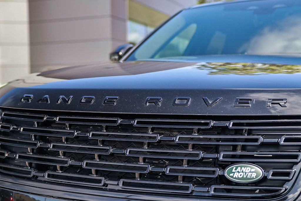 Thumbnail: 2025 Land Rover Range Rover Velar - 5
