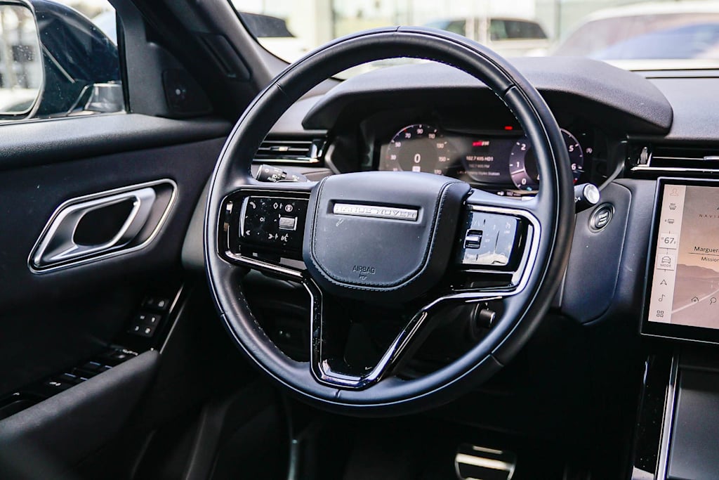 Thumbnail: 2025 Land Rover Range Rover Velar - 12