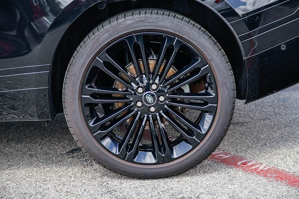 Thumbnail: 2025 Land Rover Range Rover Velar - 21