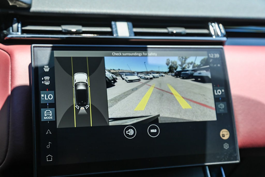 Thumbnail: 2025 Land Rover Range Rover Velar - 14