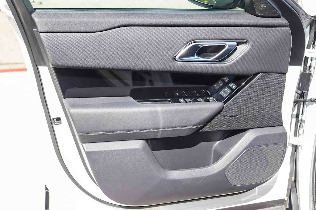 Thumbnail: 2022 Land Rover Range Rover Velar - 24