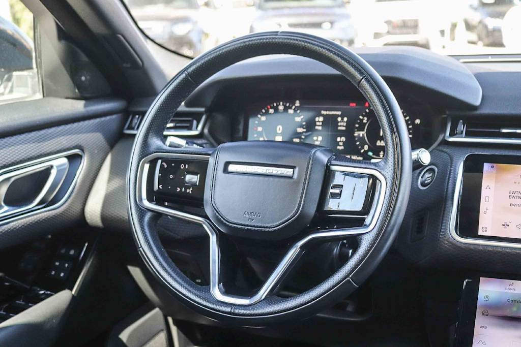 Thumbnail: 2022 Land Rover Range Rover Velar - 9