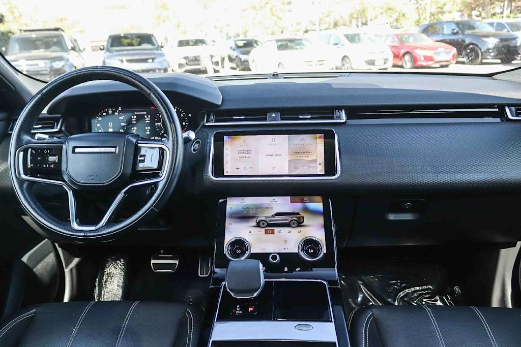 Thumbnail: 2022 Land Rover Range Rover Velar - 2
