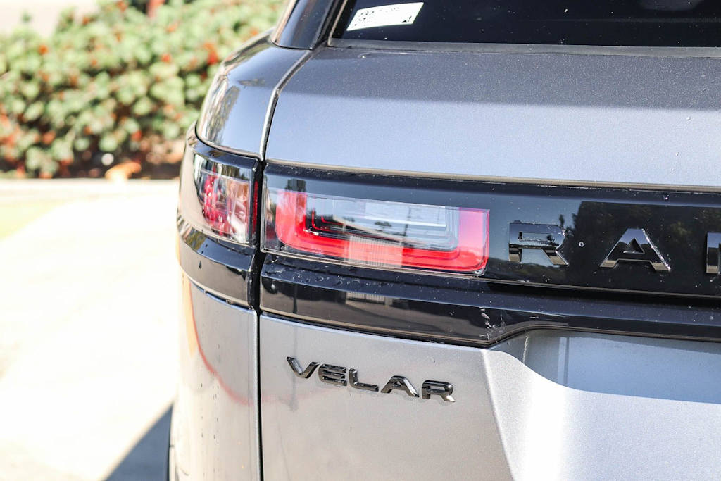 Thumbnail: 2022 Land Rover Range Rover Velar - 20