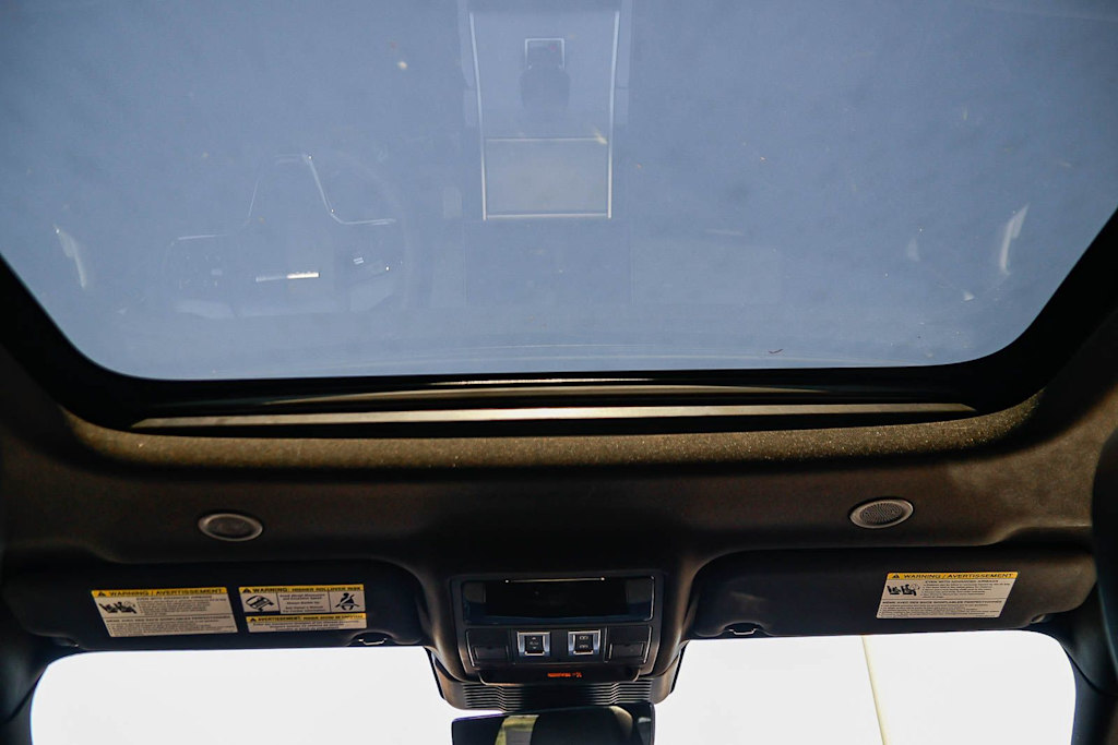 Thumbnail: 2026 Land Rover Range Rover Evoque - 22