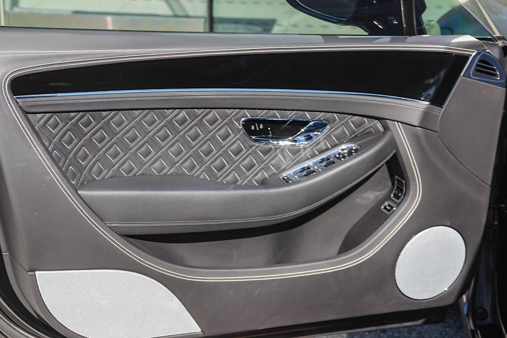 Thumbnail: 2023 Bentley Continental - 22