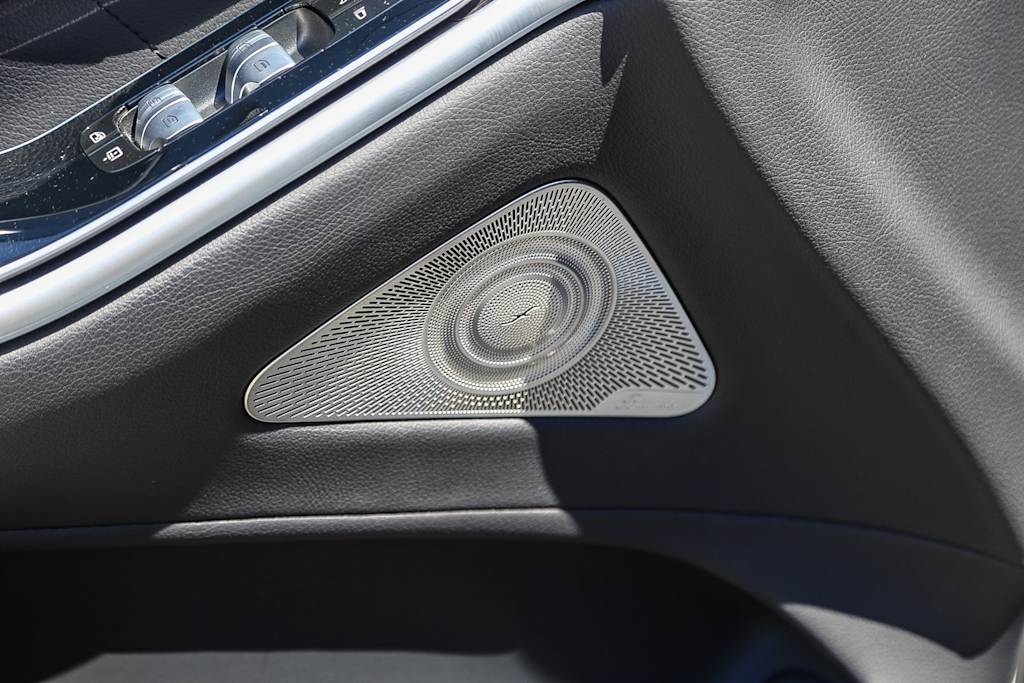 Thumbnail: 2023 Mercedes-Benz S-Class - 24