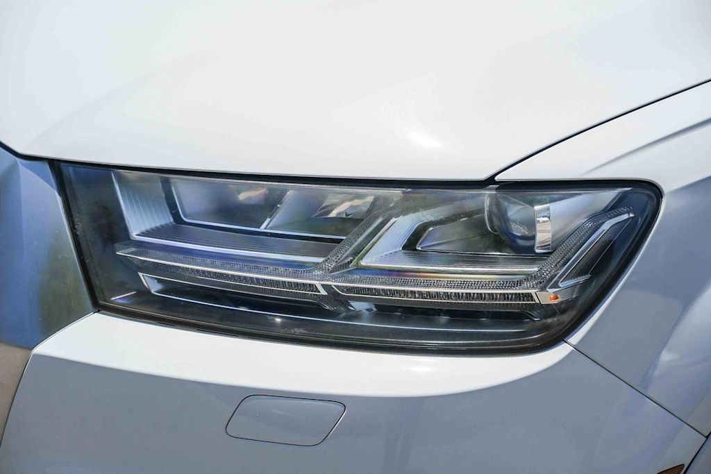Thumbnail: 2019 Audi Q7 - 19