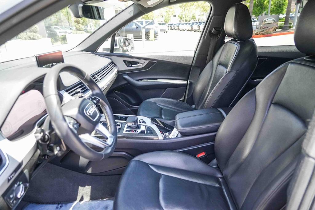 Thumbnail: 2019 Audi Q7 - 10