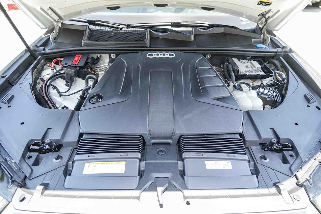 Thumbnail: 2019 Audi Q7 - 8