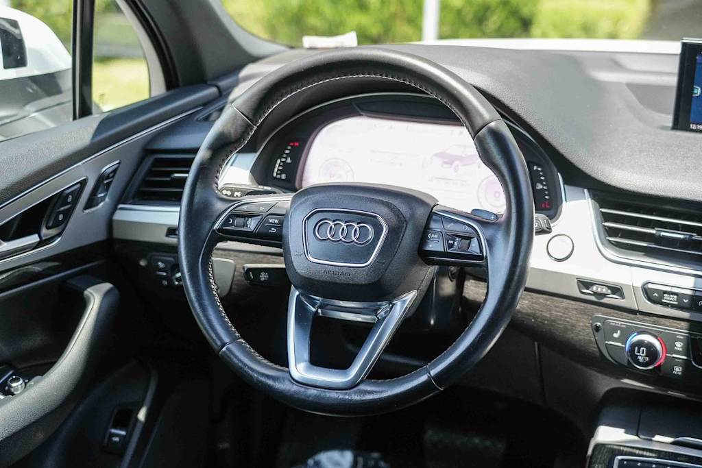 Thumbnail: 2019 Audi Q7 - 2