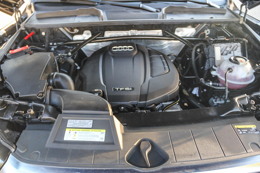 Thumbnail: 2020 Audi Q5 - 8