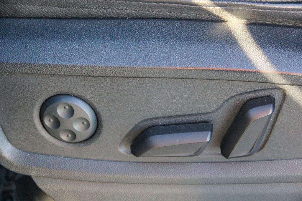 Thumbnail: 2020 Audi Q5 - 21