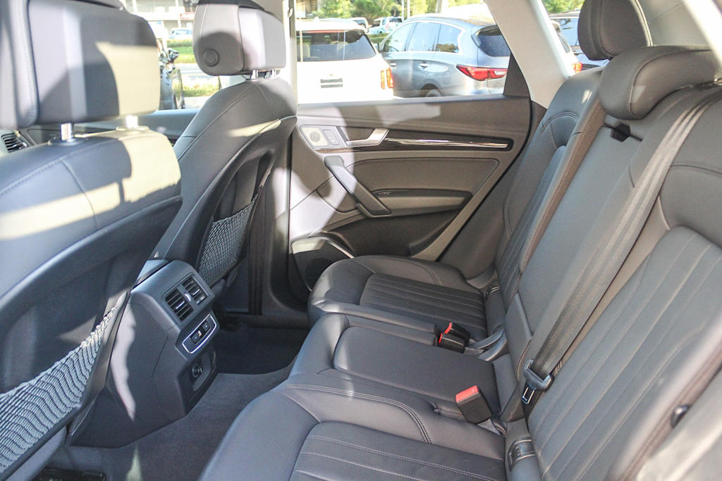 Thumbnail: 2020 Audi Q5 - 10