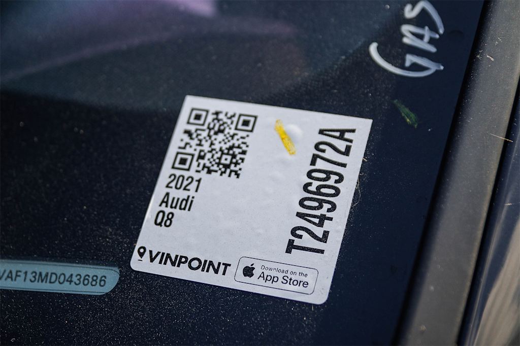 Thumbnail: 2021 Audi Q8 - 14