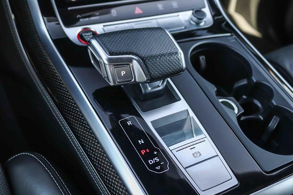 Thumbnail: 2023 Audi SQ8 - 26