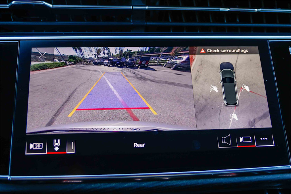 Thumbnail: 2023 Audi Q7 - 21