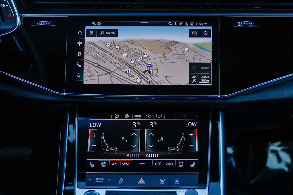 Thumbnail: 2023 Audi Q7 - 10